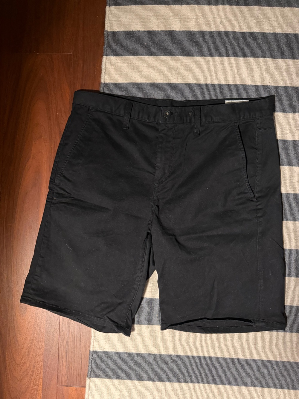 Rag & Bone Men’s Black Chino Shorts 34 Waist 9” Inseam